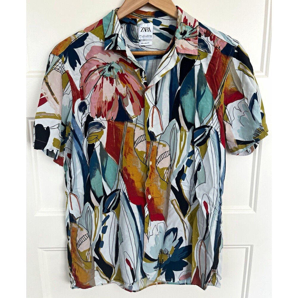 Zara Mens Short Sleeve Button Shirt Size L Relaxed Fit Viscose Abstract Floral